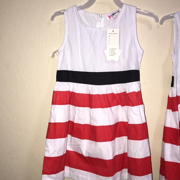 Dresses - Picture 2 of 4